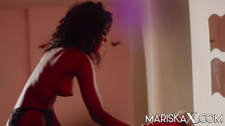 Mariska x: Mariskax - zwarte hottie Asia Rae wordt intiem met Marc