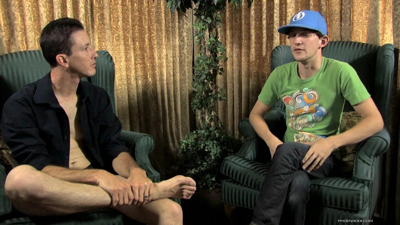 Phoenixxx: Danny Brooks senta-se com Andy