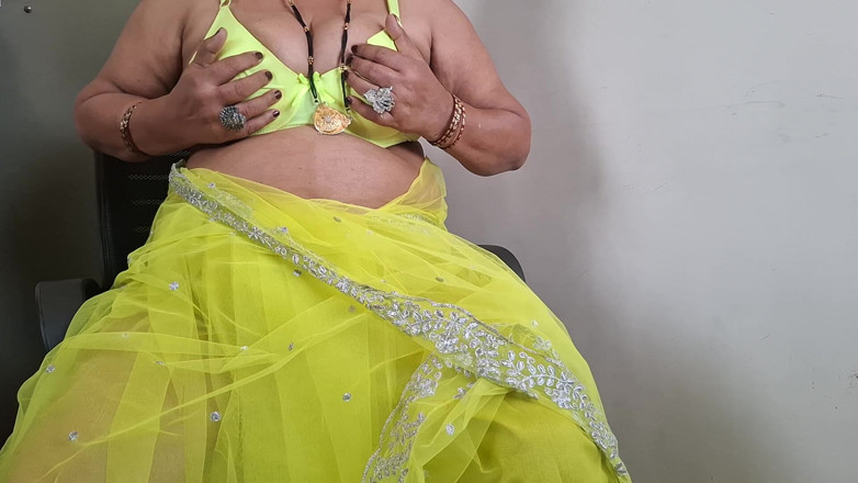 TABOOBREAKERS: Taboobreakers Shilpa in Lemon Colour Saree