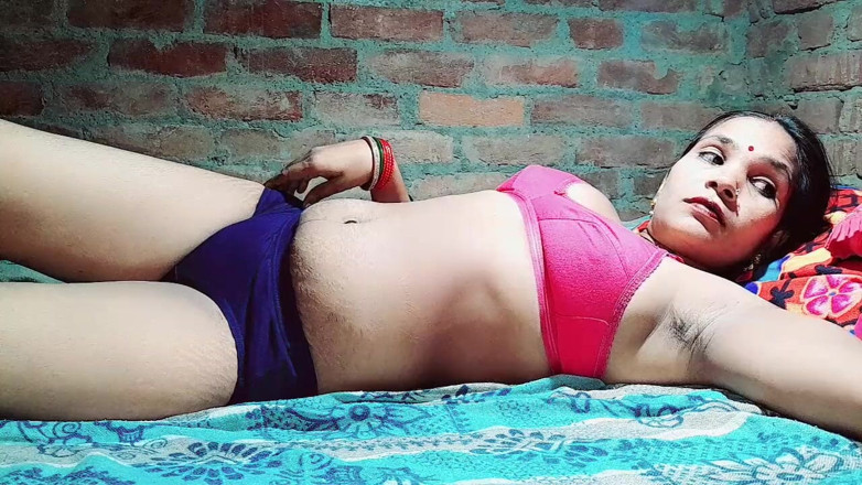 Renudbf: Video rekaman seks tante seksi india!