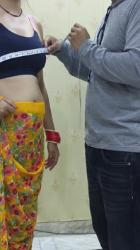 Indischer heißer bhabhi-sex mit Schneidermeister hindi Audio