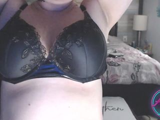 AshleyAce69: Branlette espagnole, mardi, cam show, compilation
