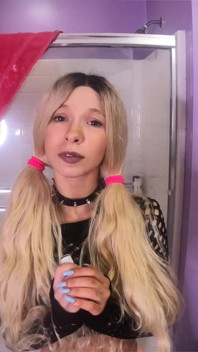 Stepdaughter Kenzie Reeves