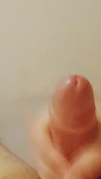 Explozie de spermă cu această labă minunată!