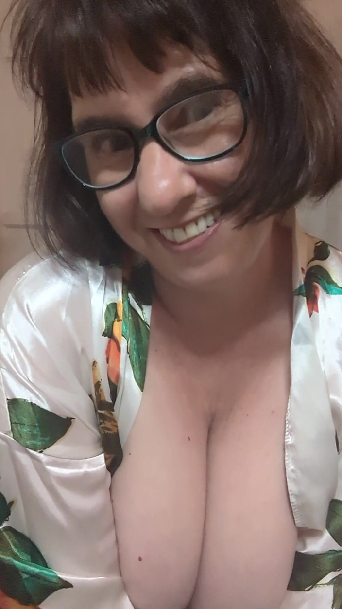 BustyBrendaxx: Naughty Stepson Stealing Stepmom's Panties Again!