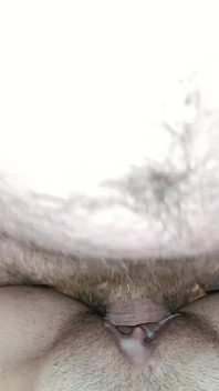Memek sempit cewek ini dientot habis-habisan - close up