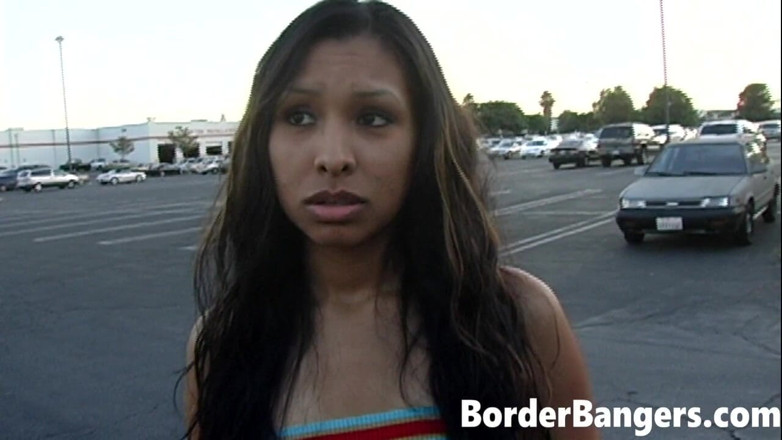 Border Bangers: Sensual latina Nataly Rosa fode agente de patrulha de fronteira