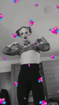 Traxy Femboy Dance