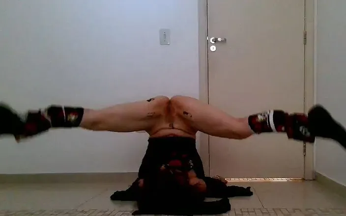 Brazilian_Miss: My freak way being a scare sensual gothic girl