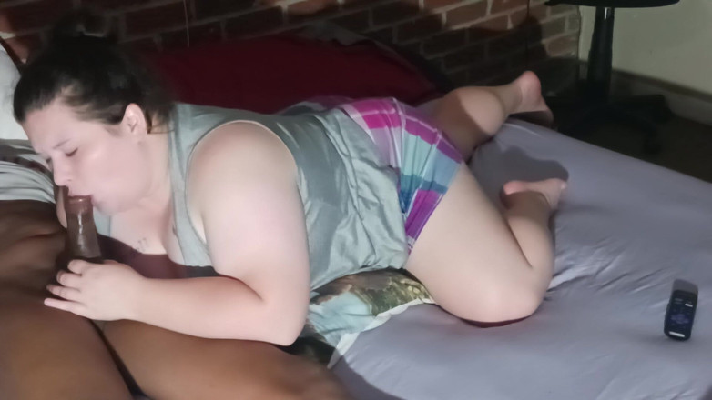 Sloppylynn: Chupar la polla del viejo, quiere que el semen en...