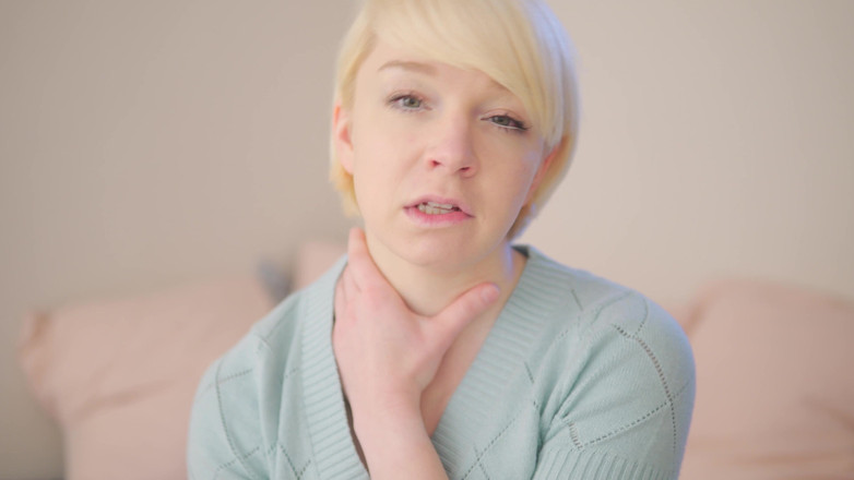 Jolie Lyon: No puedes resistir el coño porno