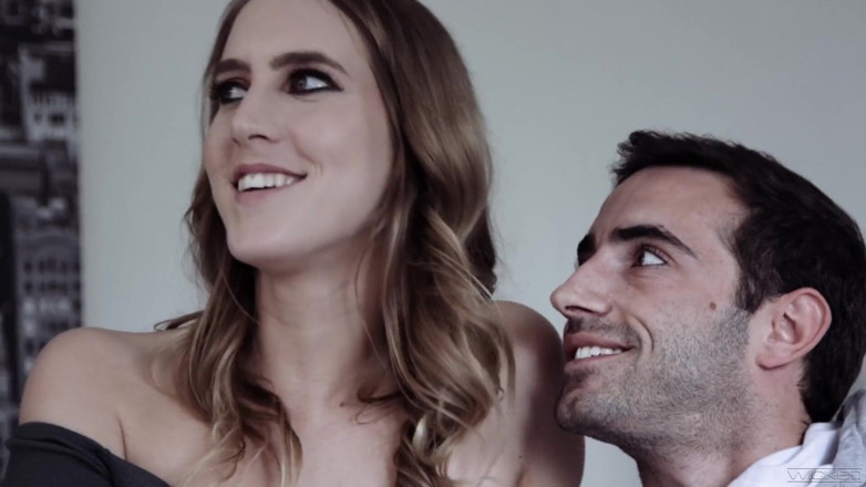 Wicked Pictures: Wicked - Intim Cadence Lux dan kongkek romantis dengan teman lelakinya