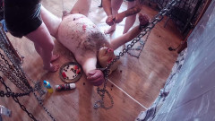 Aaexperiencesltd: Část 2: Domina Satana a paní Izar ponižuje Satanovo prasátko.