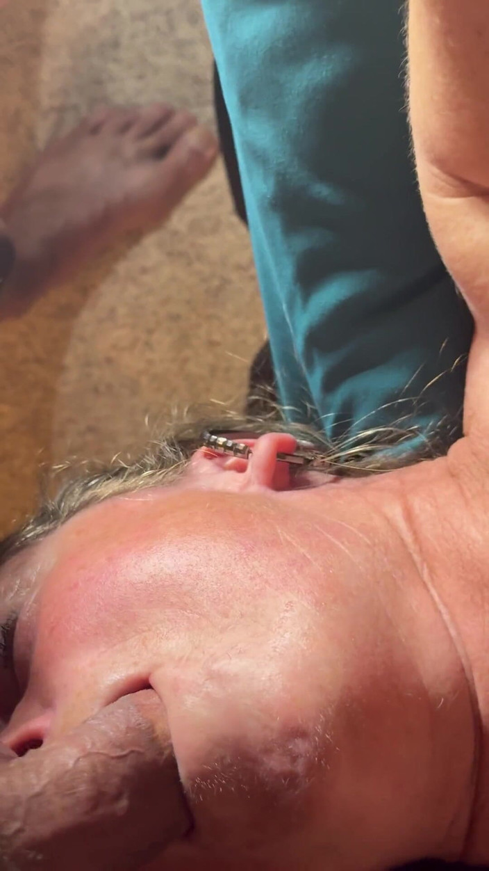 Bonewizzard69: Nahaufnahme sperma-königin, immer für den schwanz ihres mannes in ihrem...