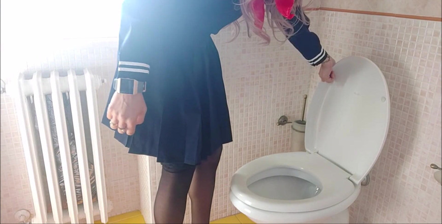 savannahamatoriale: Chantal Channel pinkelt und furzt mit dir