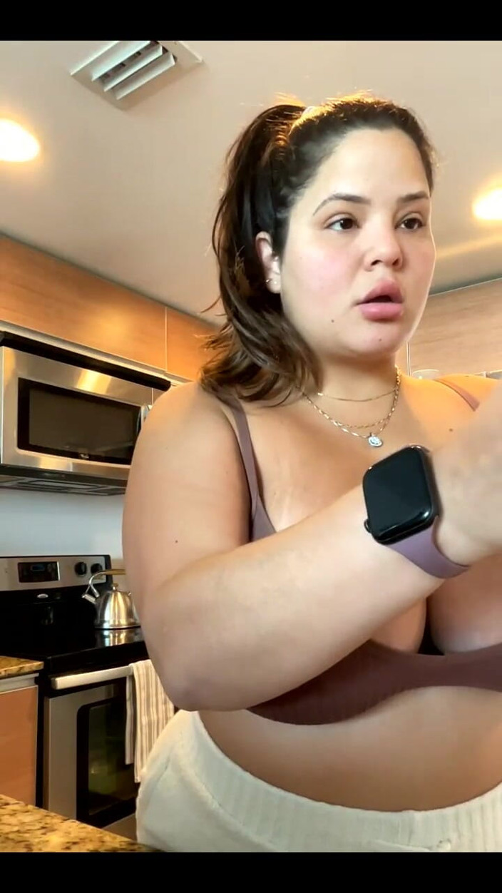 Dani Valentina: Stream langsung dengan Dani Valentina