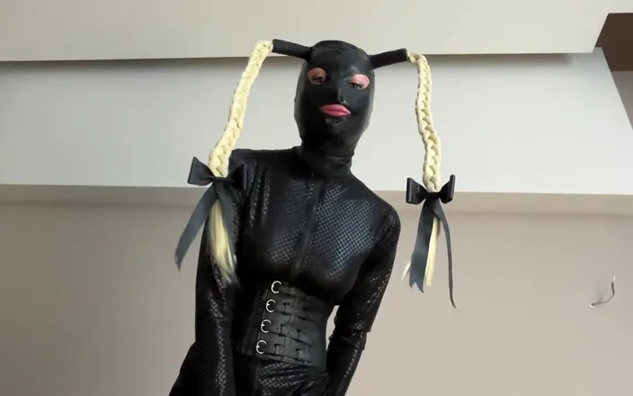 Mistress Mary: I Hope You're Thirsty Bitch