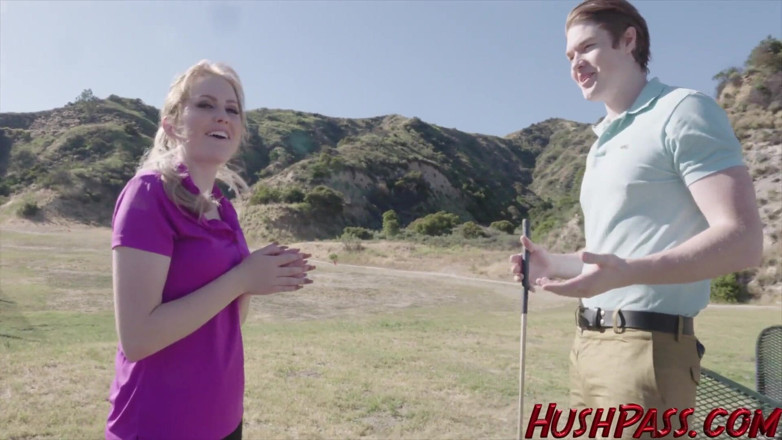 Hush Hush Entertainment: Il golf professionista Sable Jones ama i lunghi e duri...