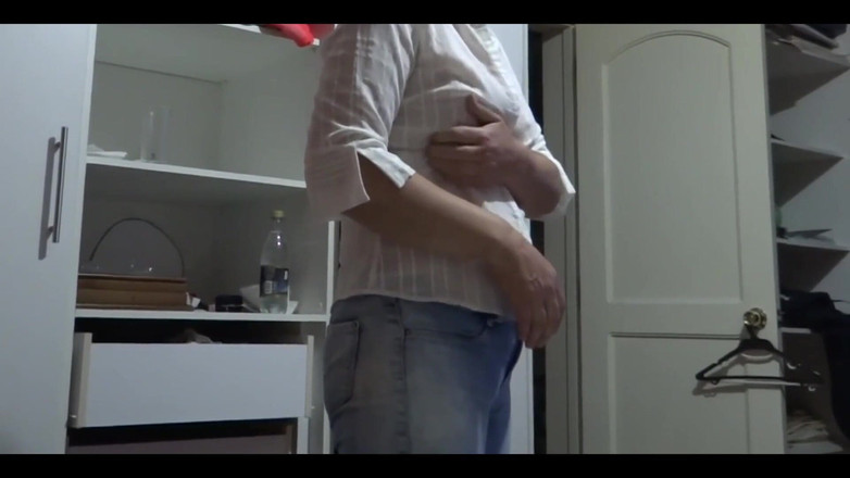 Ardientes69: Non riesco più a resistere all'eccitazione e chiedo al mio...