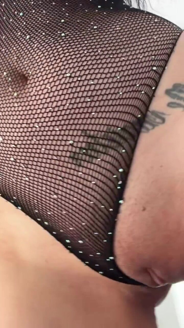 Eva Keks: Jízda na dildo trupu v kožených botách k orgasmu