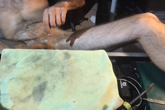 BrooklynsBigDick: Masturbatie met meerdere orgasmes