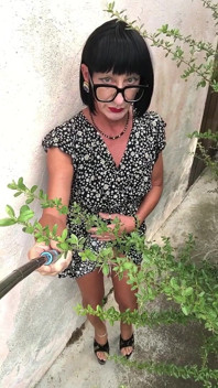 Wanderin' in the Garden Like a Bitch