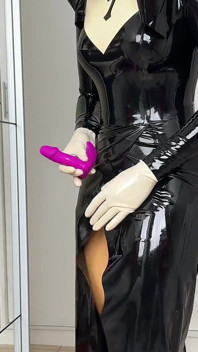 Cock Worship by a Latex Nun