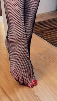 JOI Femdom Feet - Stockings, Soles & Countdown