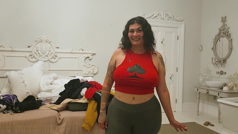BUSSITDOWNXXX: Latina milf é compartilhada por dois bbc