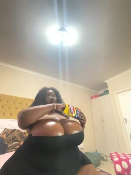 Legendary Booty Overdose: Fat Ass BBW Striptease &amp; Ass Worship