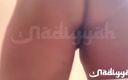 Priya Emma: गोल-मटोल अरब मिस्र की कामुक गर्भवती पत्नी अपनी तंग हॉट बालों वाली चूत दिखा रही है