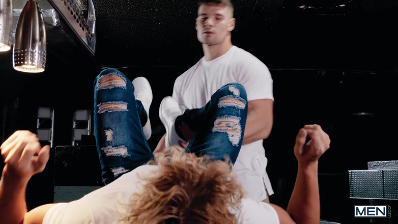 Men network: Uomini-sbattere il suo bullseye - Malik Delgaty, Jackson Cooks