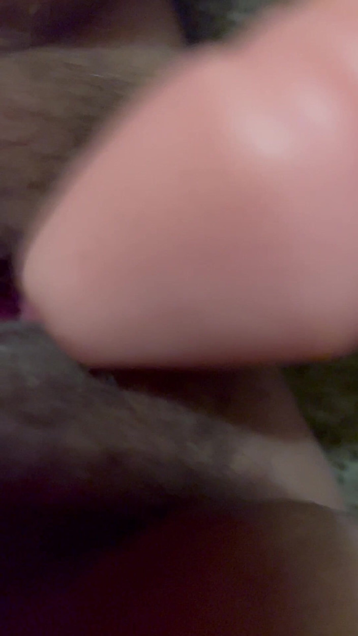 Tiny stepmama: Maschine gefickt