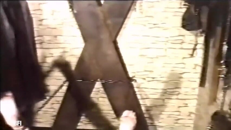 House of lords and mistresses in the spanking zone: Suffering Series 017 - Dojrzałe dziwki związane i dręczone podczas wiercenia cipek...