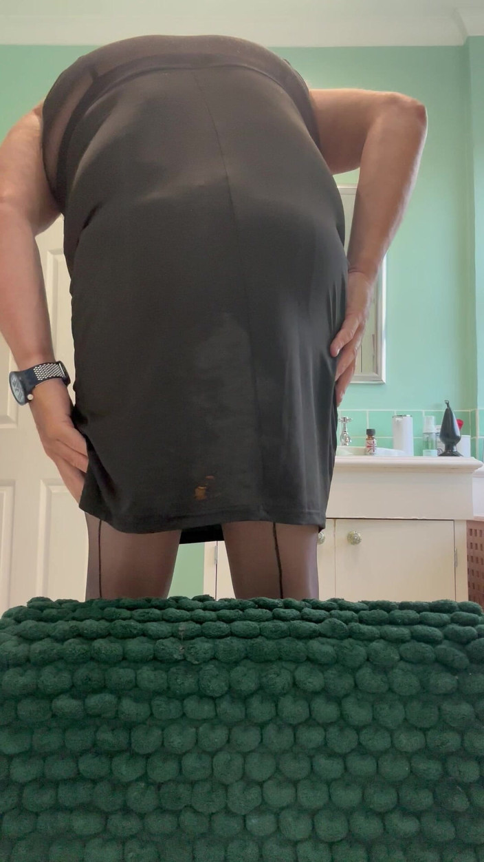 Shinylegs: Riding Big Bottle