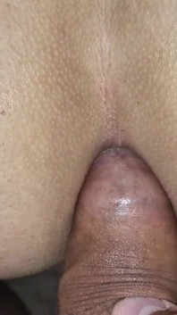 精液を我慢できず、チンポの熱いスライムをキャッチし、熱いパイズリ、巨根