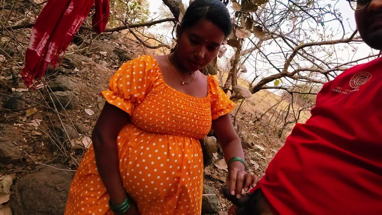 Premi pooja: Desi india belle tette