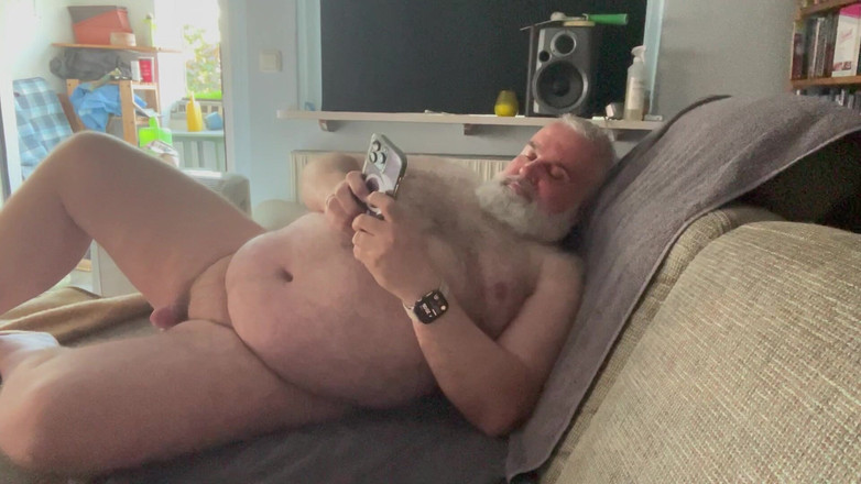 cuddlebearbln: Sihir di sofa 8