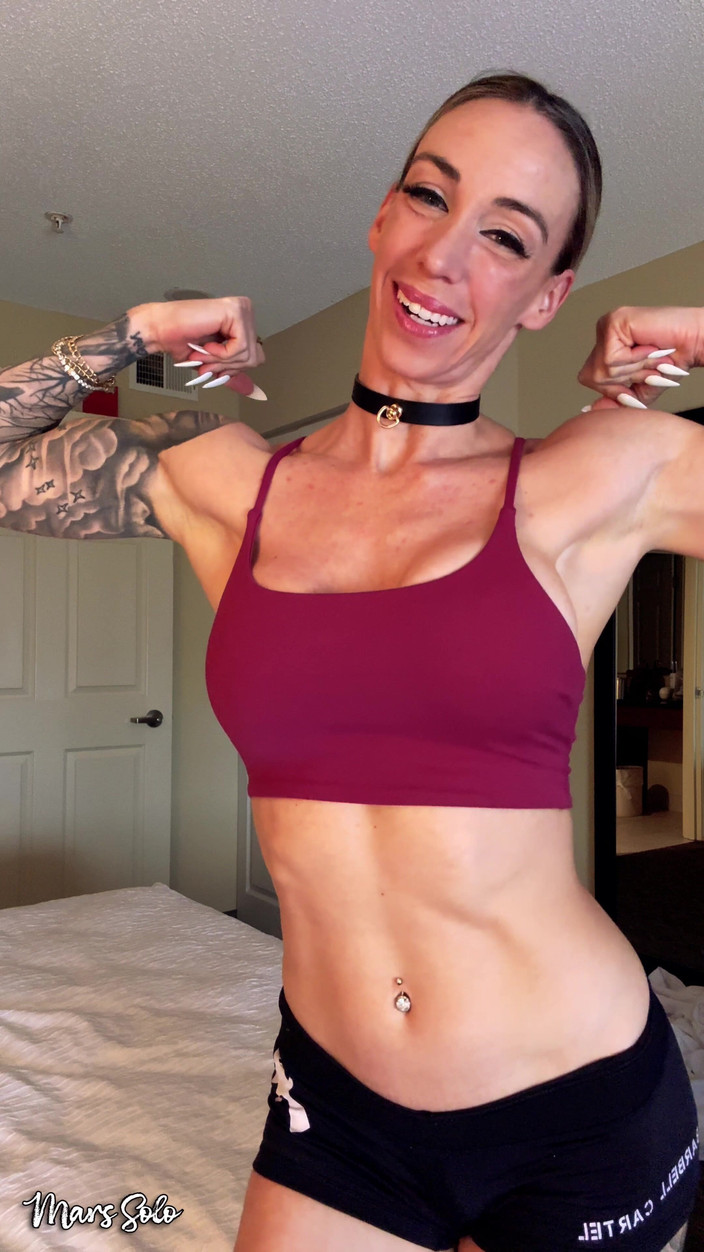 Mars solo: POV seks jeżdżący kutas, zginanie, i strip drażnić punkt widzenia,...