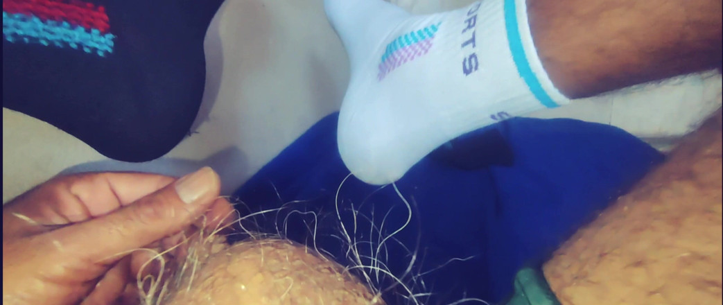 Stink HairyMale: Trying New Socks