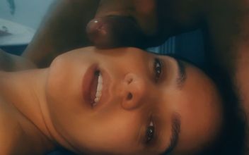 Hot Girl Shows How to Suck and Gets a Cum Shot on Her Face