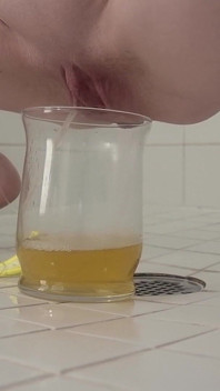 Playing with Piss in My New Bathing Suit