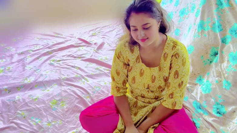 Fuckkkker: Une indienne mariée magnifique baise avec son patron