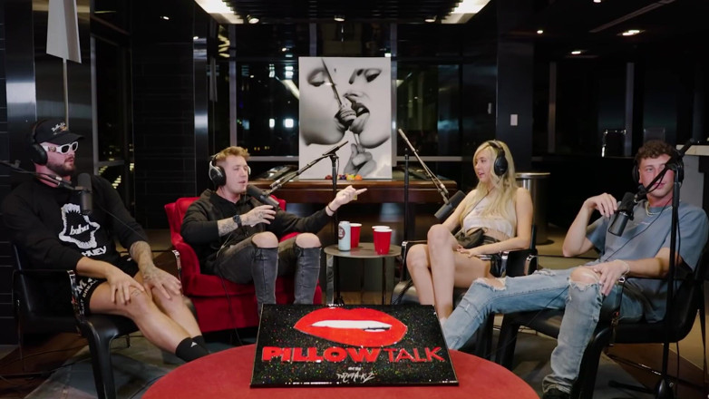 Pillow Talk: Dvojité rande s Carly Lawrence a Joey Joy [pillow Talk ]