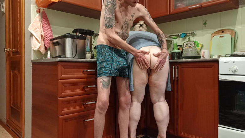 Zona901: Azotado el gran culo de mi madrastra follado en su...