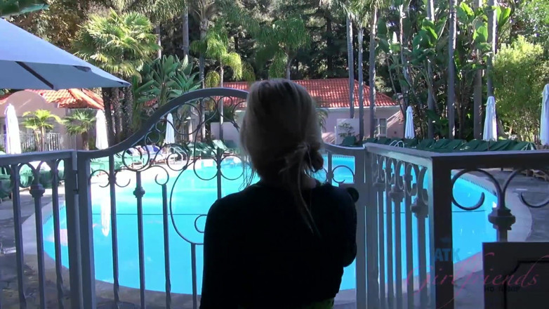 ATK Fans (Girlfriends): Virtual date in a hotel with Amanda Bryant 3/3