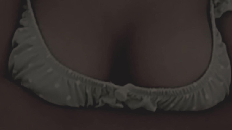 DesiBurChudai: 在午夜硬操我的妻子，在卧室里浪漫的性爱