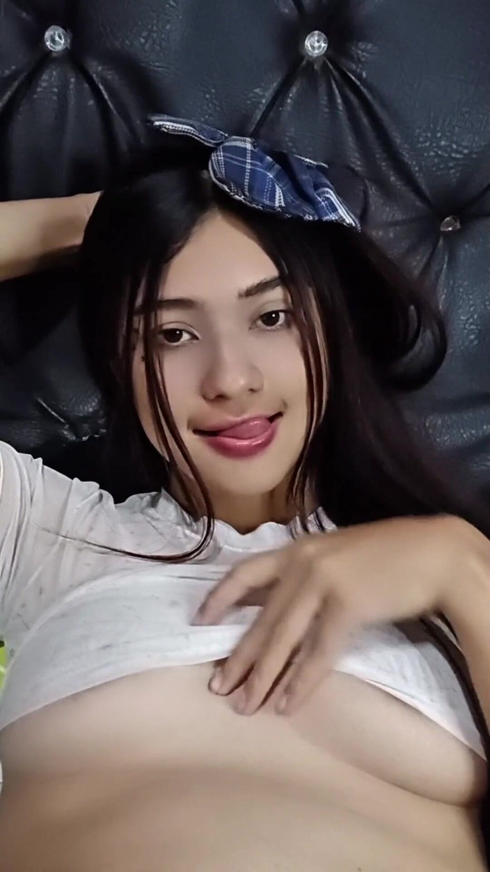 Yuli and tony: 你喜欢我的阴户吗？