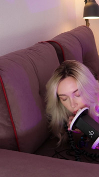 Buď otrokem mých osobních nohou