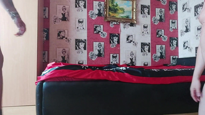 SassyTiff: La mistress Anita e Fede si siede sulla faccia in...
